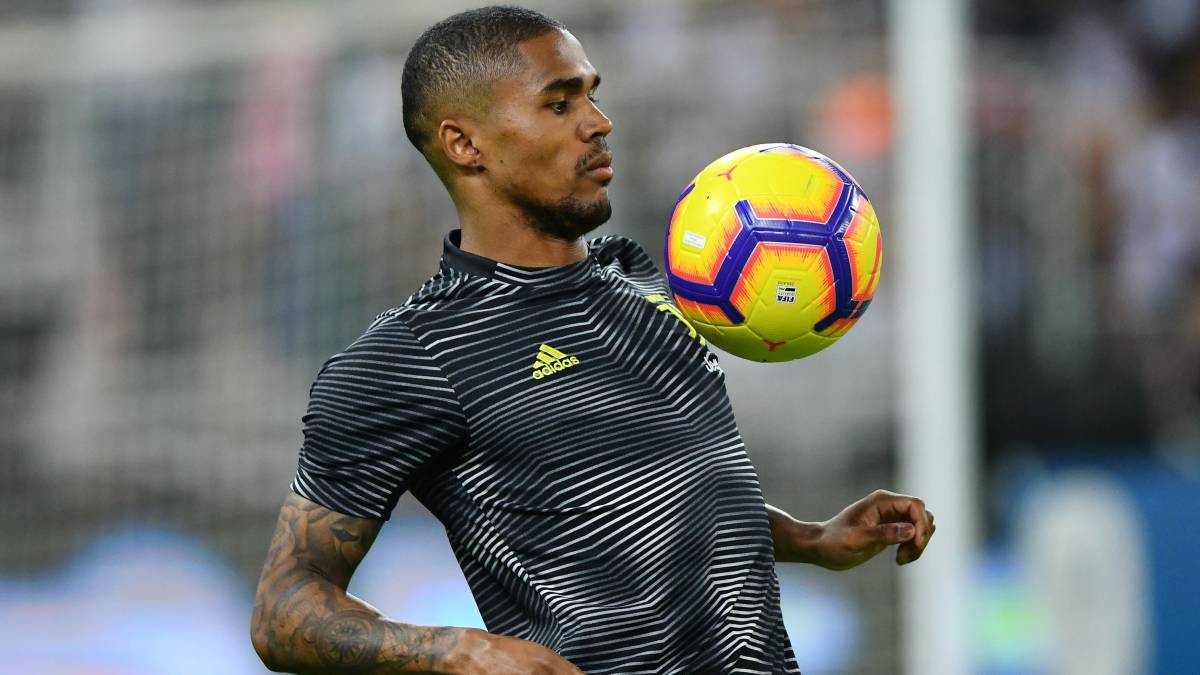 Allegri confirma la baja de Douglas Costa ante el Atlético