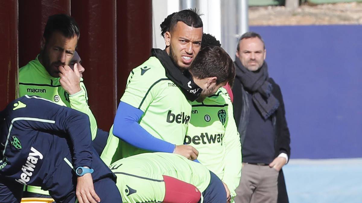 Pendientes de Vezo que tiene complicado llegar para Anoeta