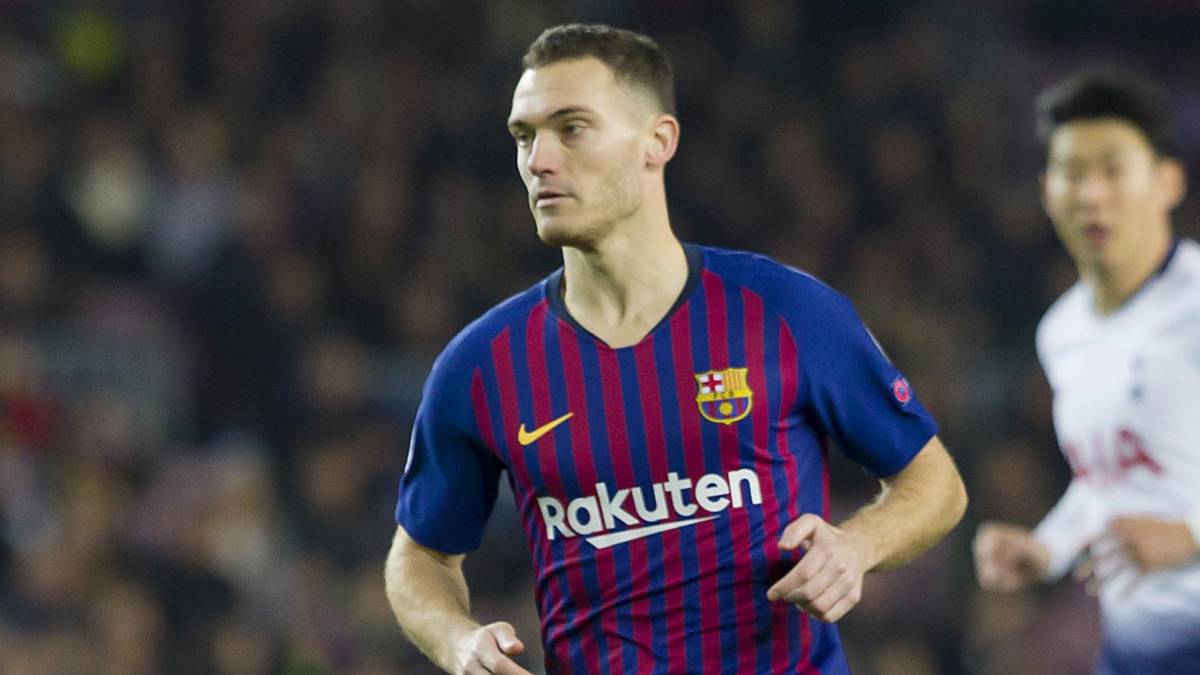 El calvario de Vermaelen: un mes de baja por una sobrecarga