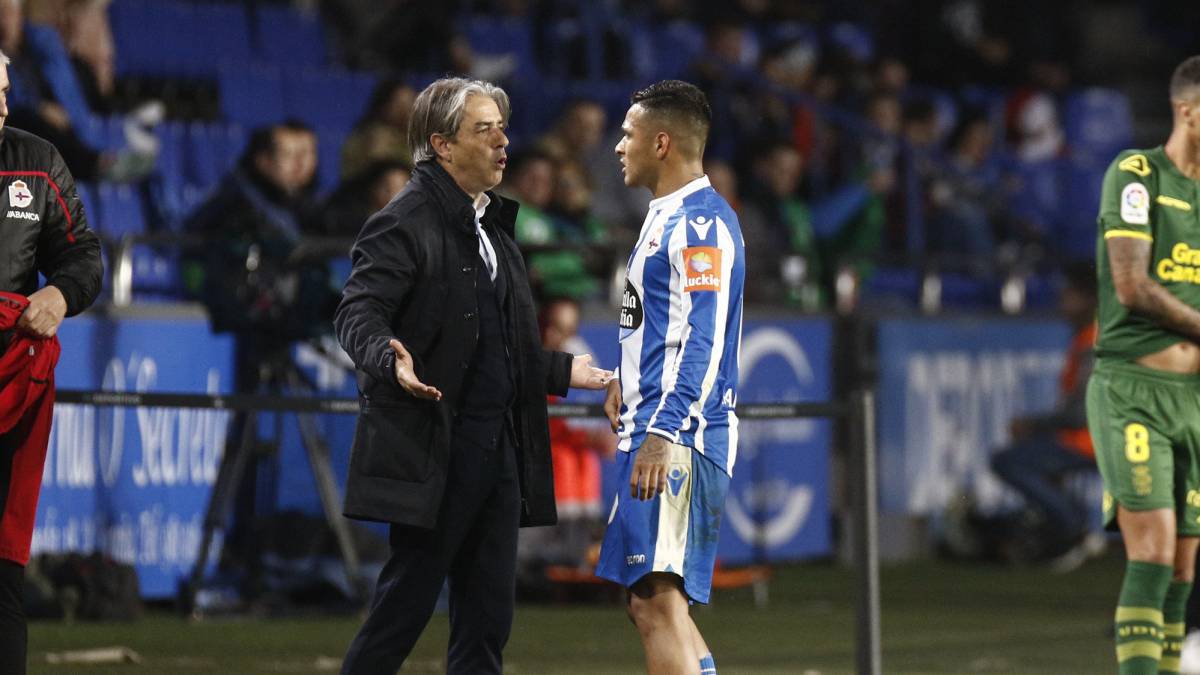 Matías Nahuel y Natxo González en la banda de Riazor