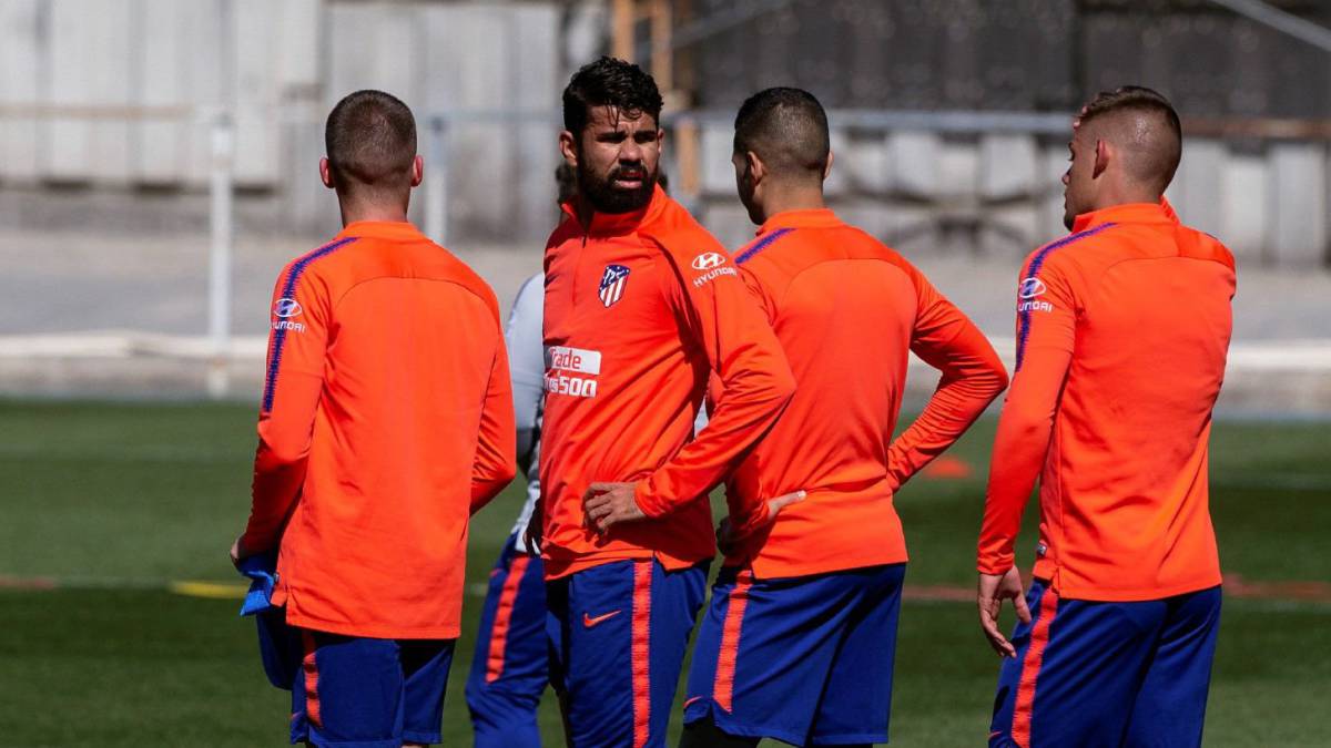 Diego Costa durante el entrenamiento de ayer.
