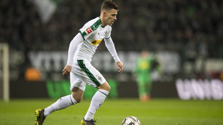 El 'Gladbach' asciende al tercer puesto pese a sus problemas