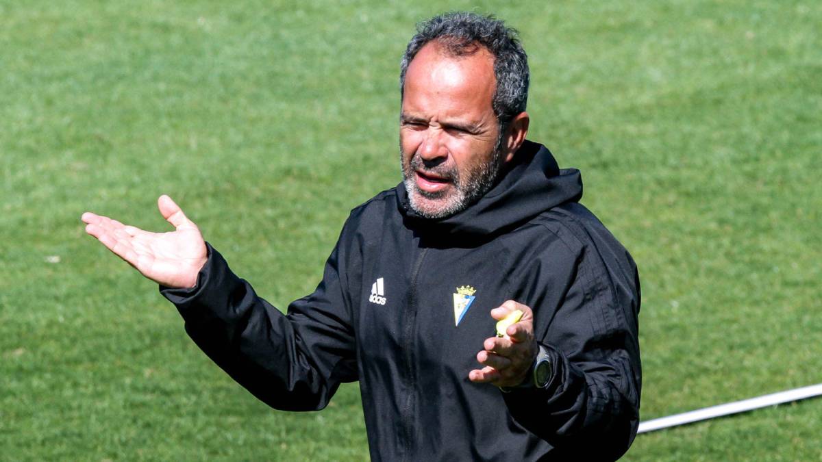 Cervera: "Lo de la selecciones es un atraco, una cosa de loco"