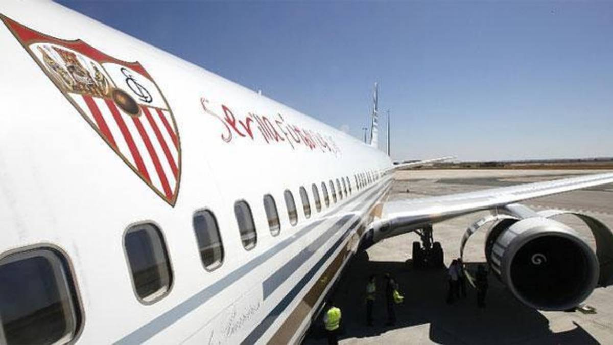 Atlético de Madrid y Sevilla fueron eliminado de Champions League (Juventus) y Europa League (Slavia Praga) tras viajar, curiosamente, en el mismo avión.
