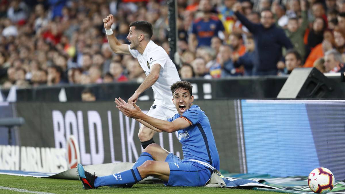 Gayà: "Los partidos ante el Getafe son difíciles y se juega poco"