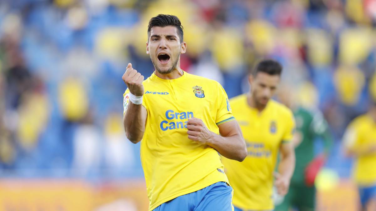Alerta por el Virus FIFA: 20 jugadores de Segunda citados