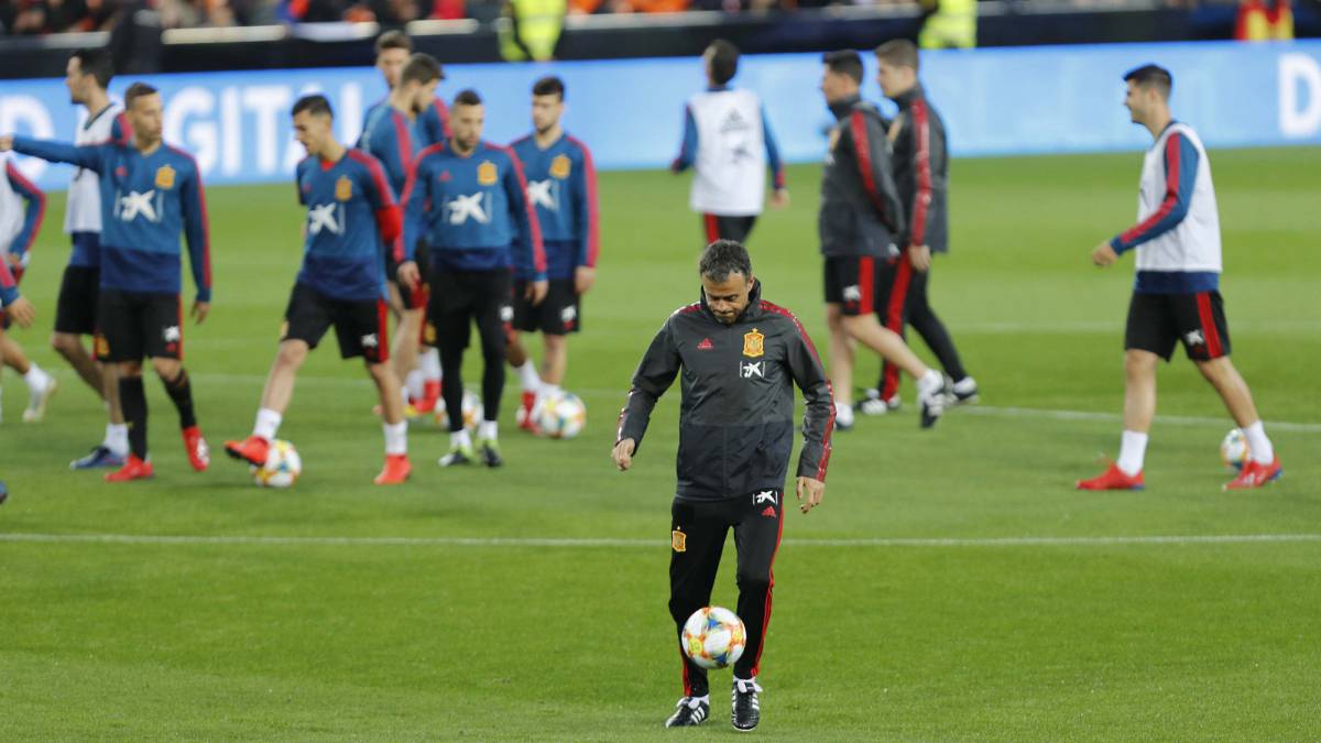 La Selección ya tiene dorsales: Saúl el 6; Ceballos, con el 8...