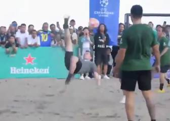 Del Piero's comedy reaction after overhead kick tickles fans