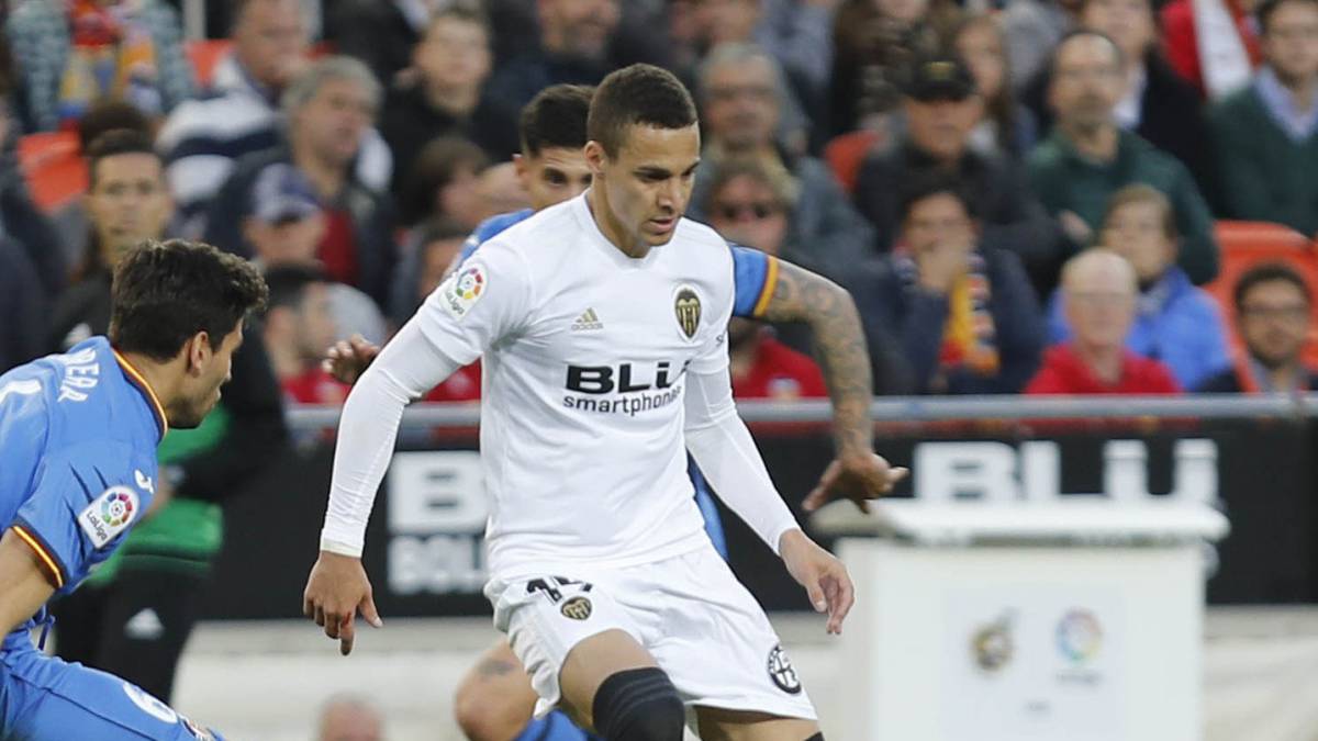 Inter line up Valencia's Rodrigo as cover for Mauro Icardi exit