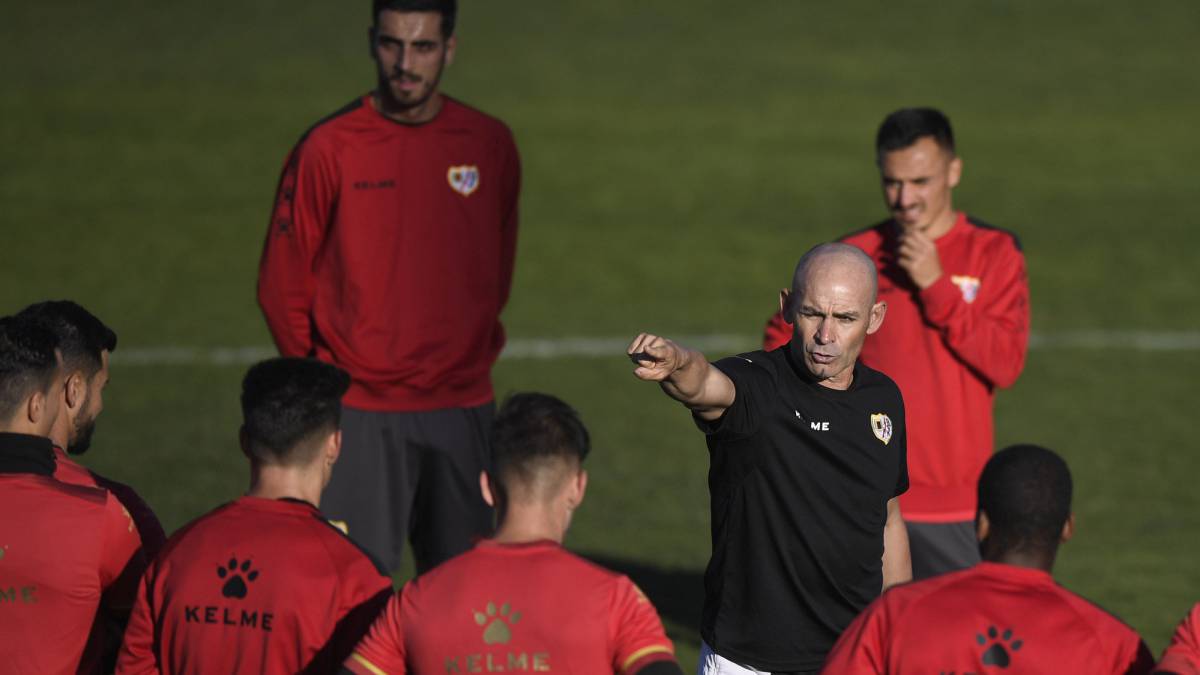 Jémez dirige su primer entrenamiento con el Rayo