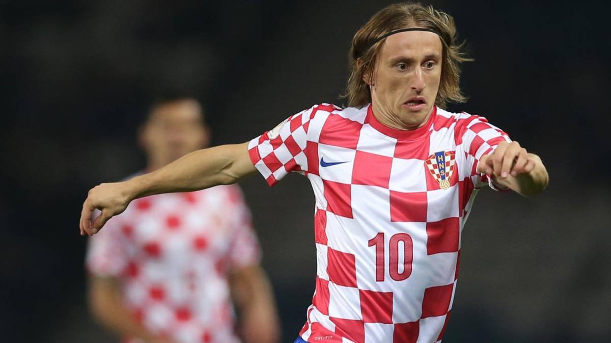 Croacia sufre en casa pero logra la remontada ante Azerbaiyán