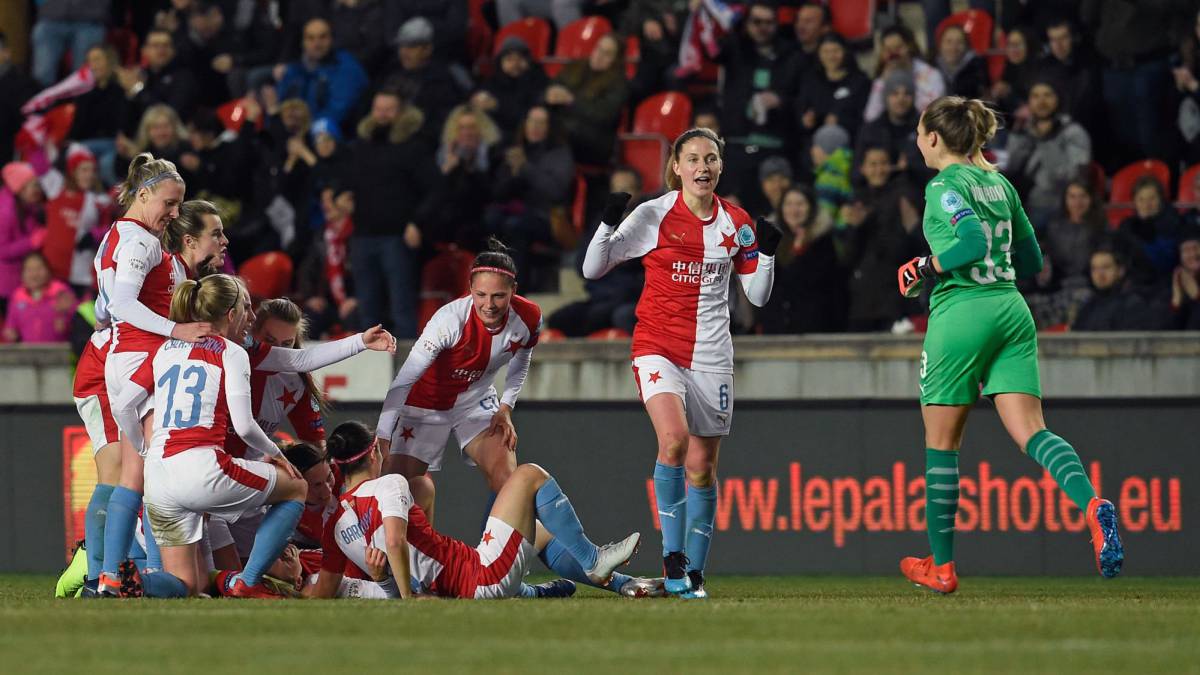 El Lyon se adelanta, el Bayern pincha y el Barça, a un paso de semifinales de la Champions