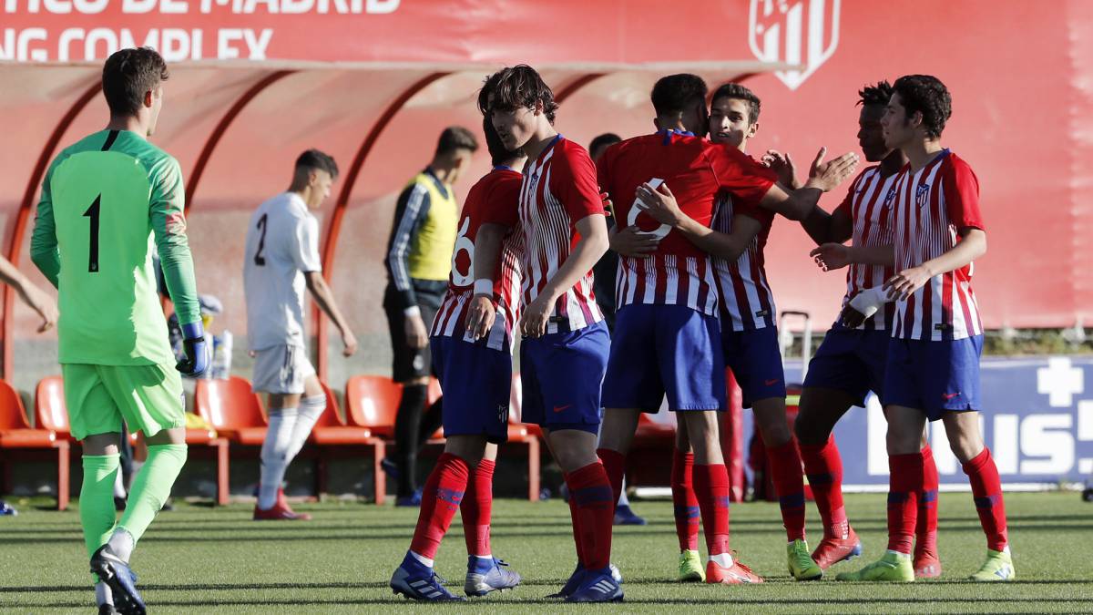 El Juvenil A del Atlético, a un partido del alirón, en el partido ante el Madrid.