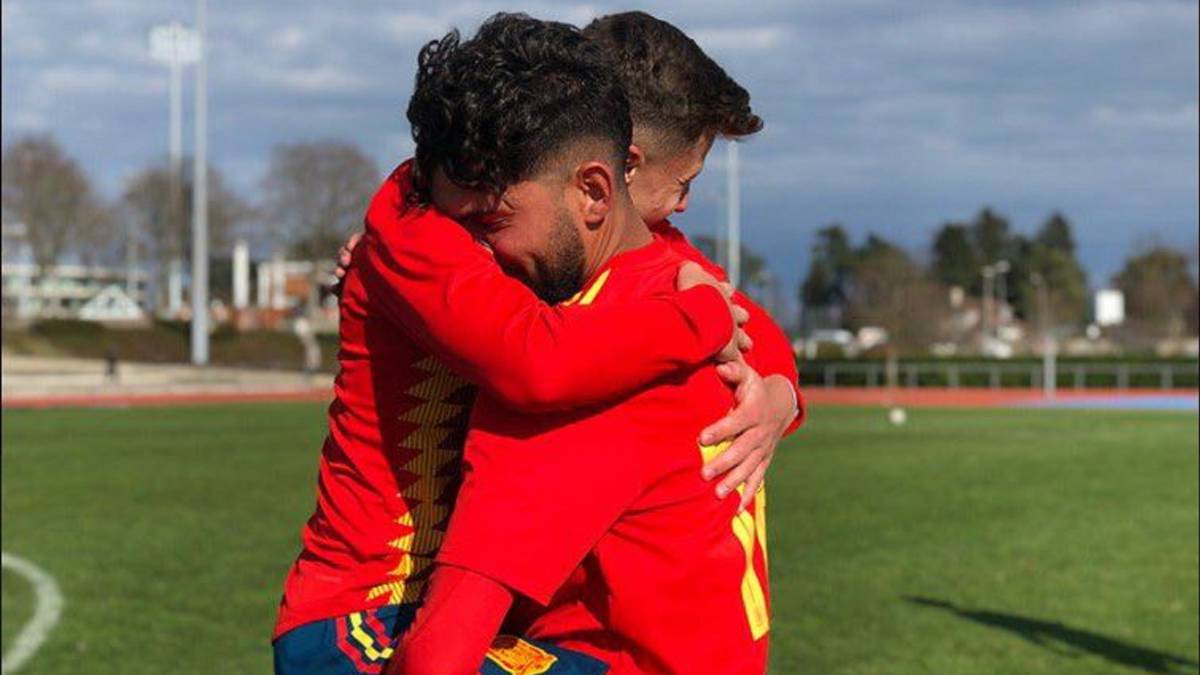 Adrián Gómez hizo el segundo gol.