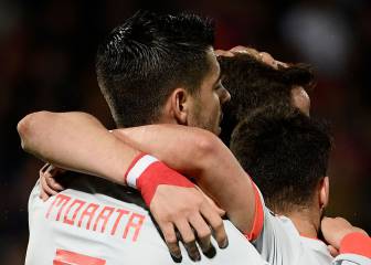 Morata salva a España
