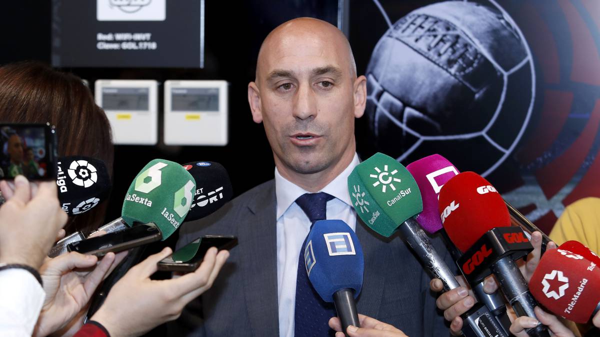 "He pedido negociar a LaLiga y, si no salen las cosas, ir al CSD"