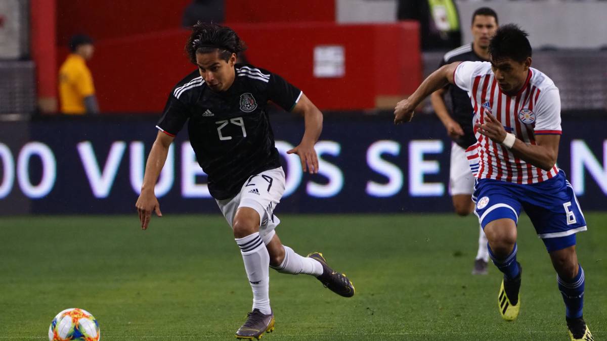 El Betis ofreció una lista ante el Rayo Vallecano en la que no están los lesionados Francis ni Júnior ni lo mexicanos Diego Lainez y Andrés Guardado.