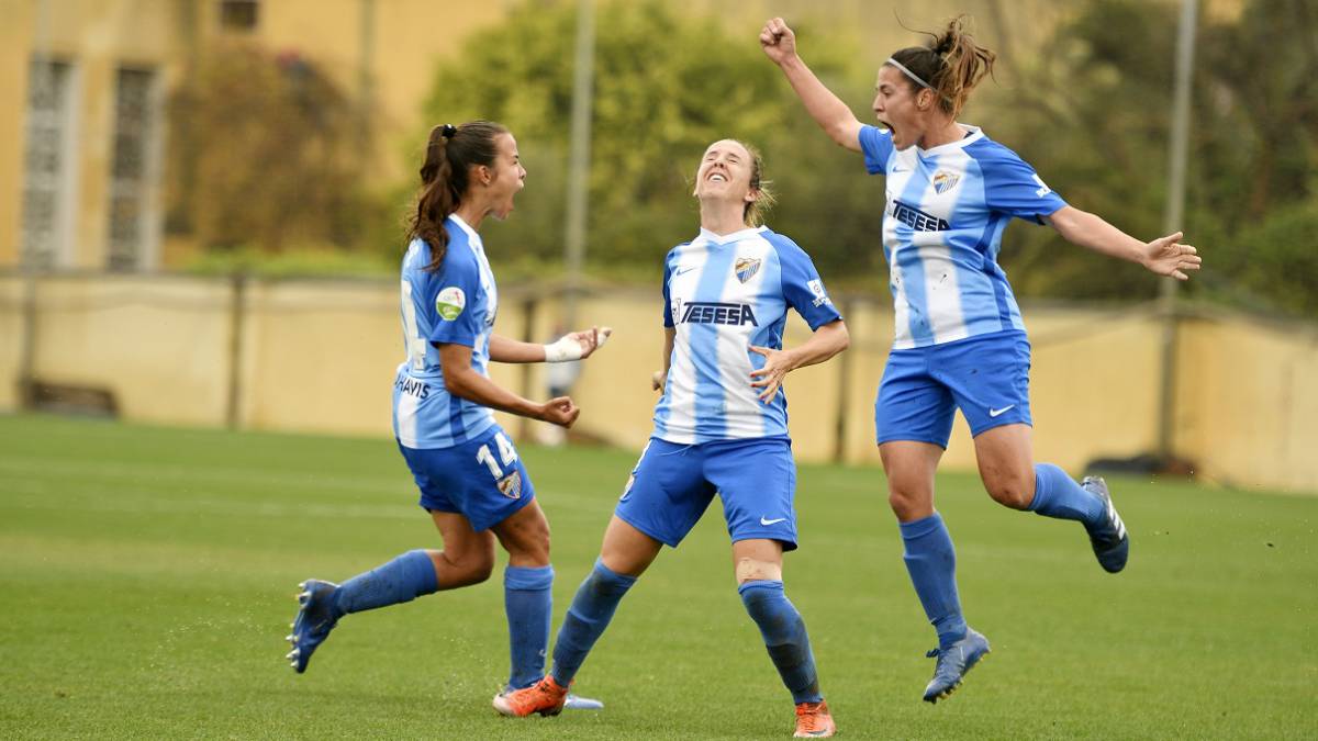 El Málaga revive y sueña con la salvación ante un Fundación en picado