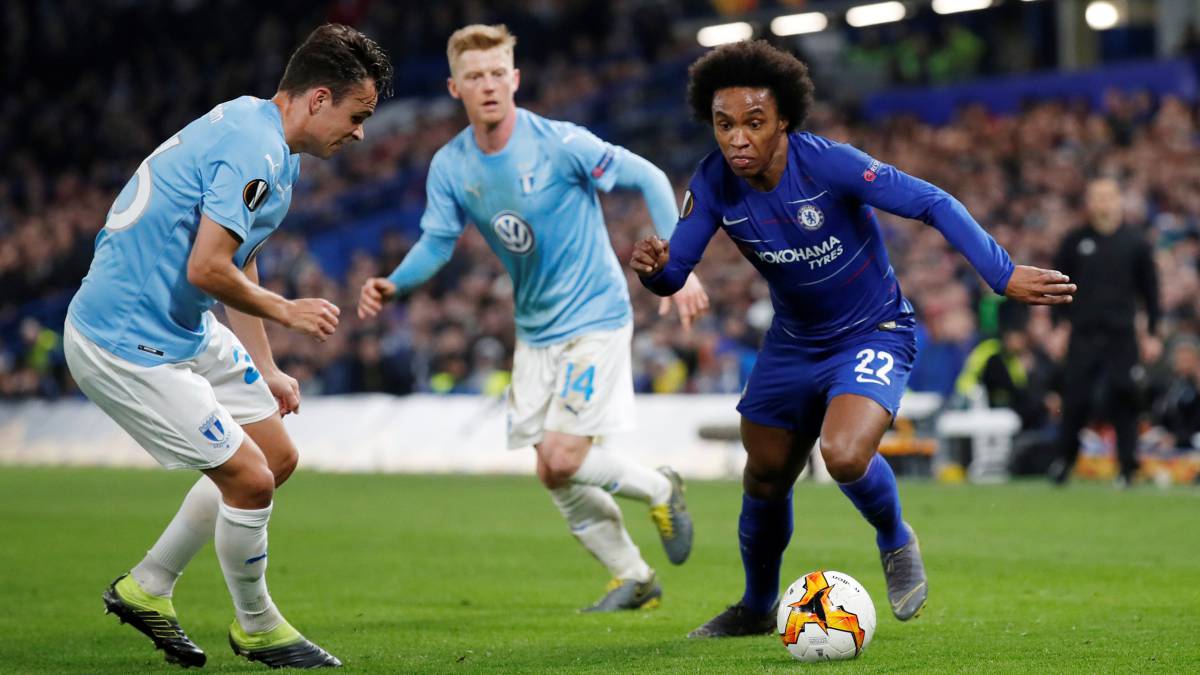 UEFA sanciona al Chelsea por la invasión de campo en Malmö