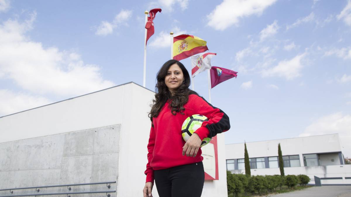 Doaa Abdelrazek posa para As en la Ciudad Deportiva.