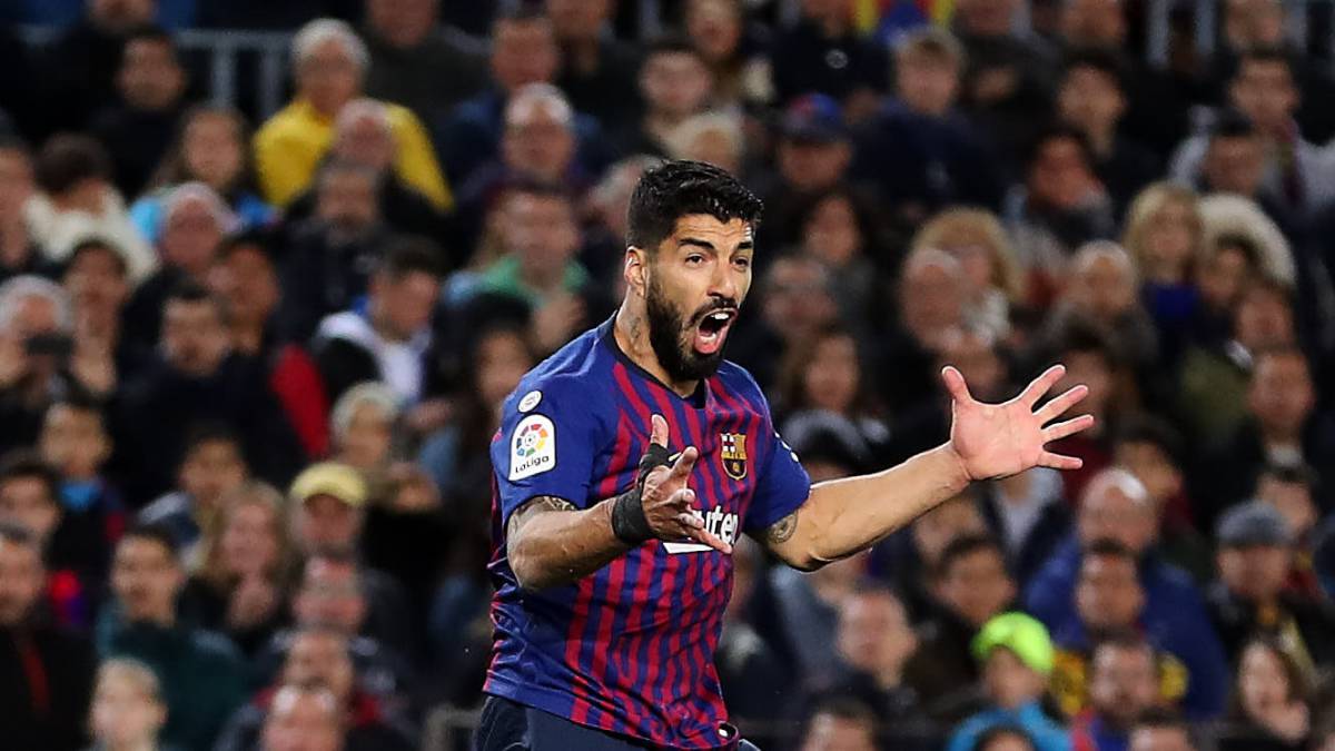 Piqué y Suárez vieron la quinta amarilla y no jugarán en Huesca