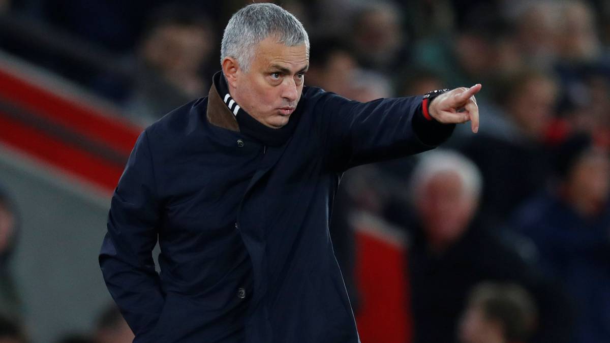 Crecen los rumores sobre la llegada de Mourinho al Lyon