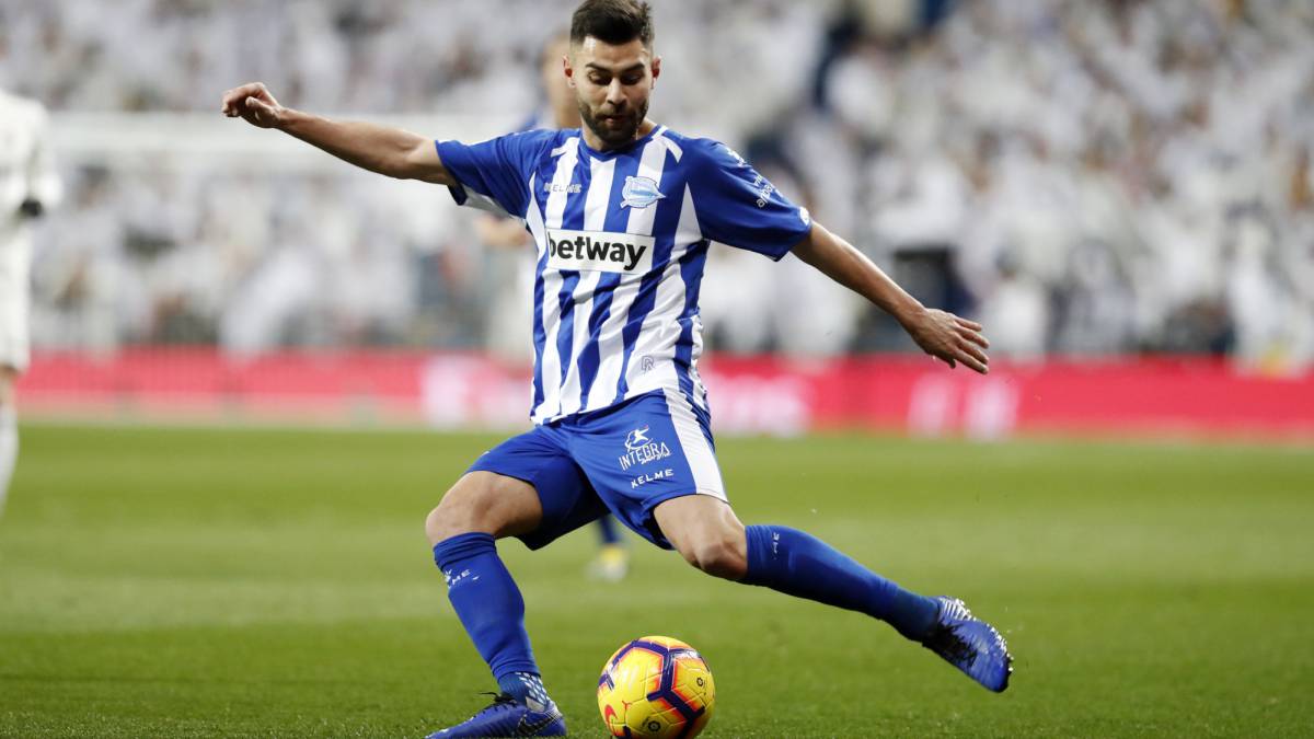 Rubén Duarte renueva con el Alavés hasta 2023