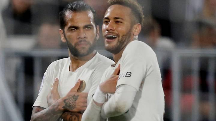 Dani Alves: PSG should listen to me more
