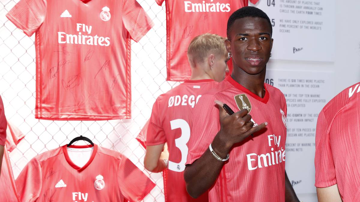 El Madrid aspira a cobrar más de 100 millones al año de Adidas