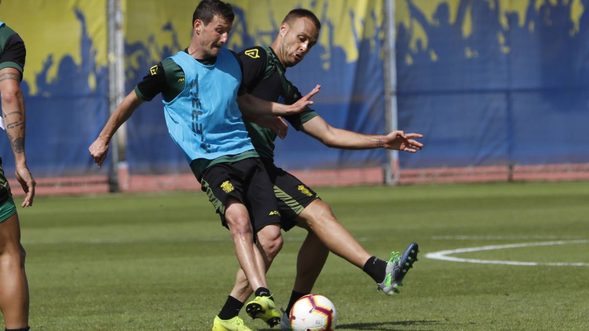 Srnic "Quedan 9 partidos y puede pasar cualquier cosa"