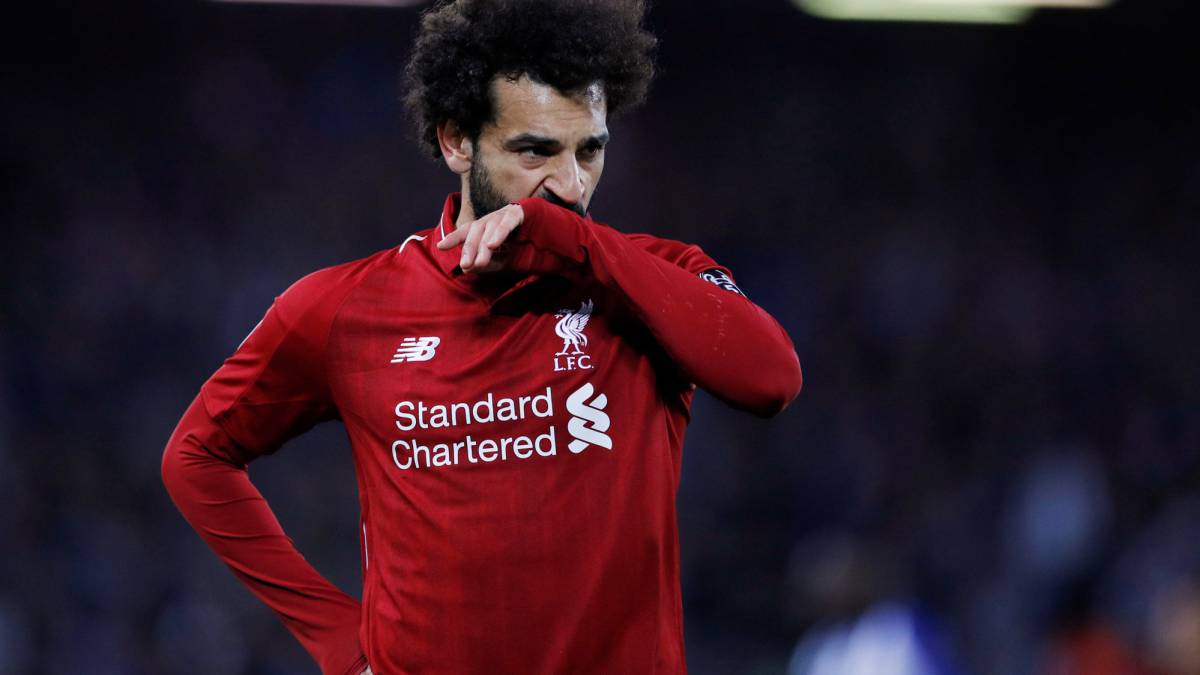 El Chelsea castiga a tres hinchas relacionados con un vídeo ofensivo hacia Salah