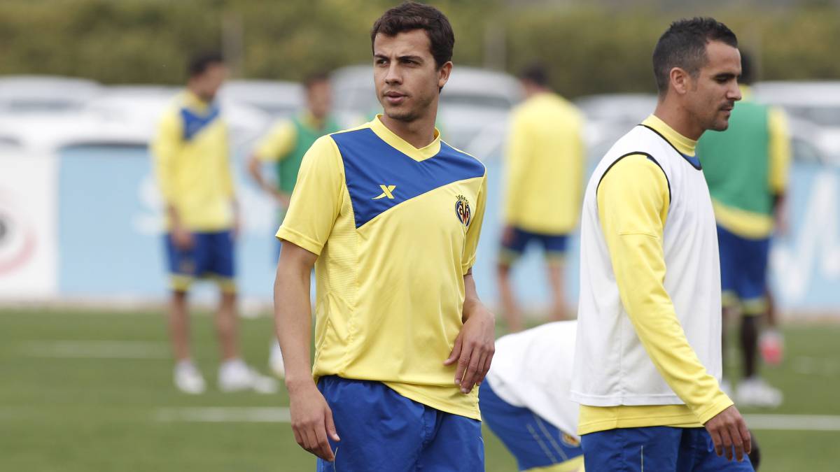 Nilmar medita retirarse tras superar una fuerte depresión