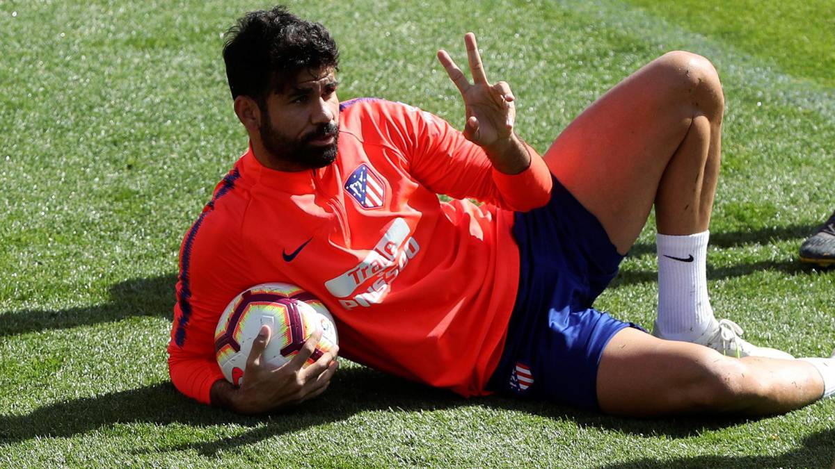 El delantero del Atlético de Madrid, Diego Costa, durante un entrenamiento.