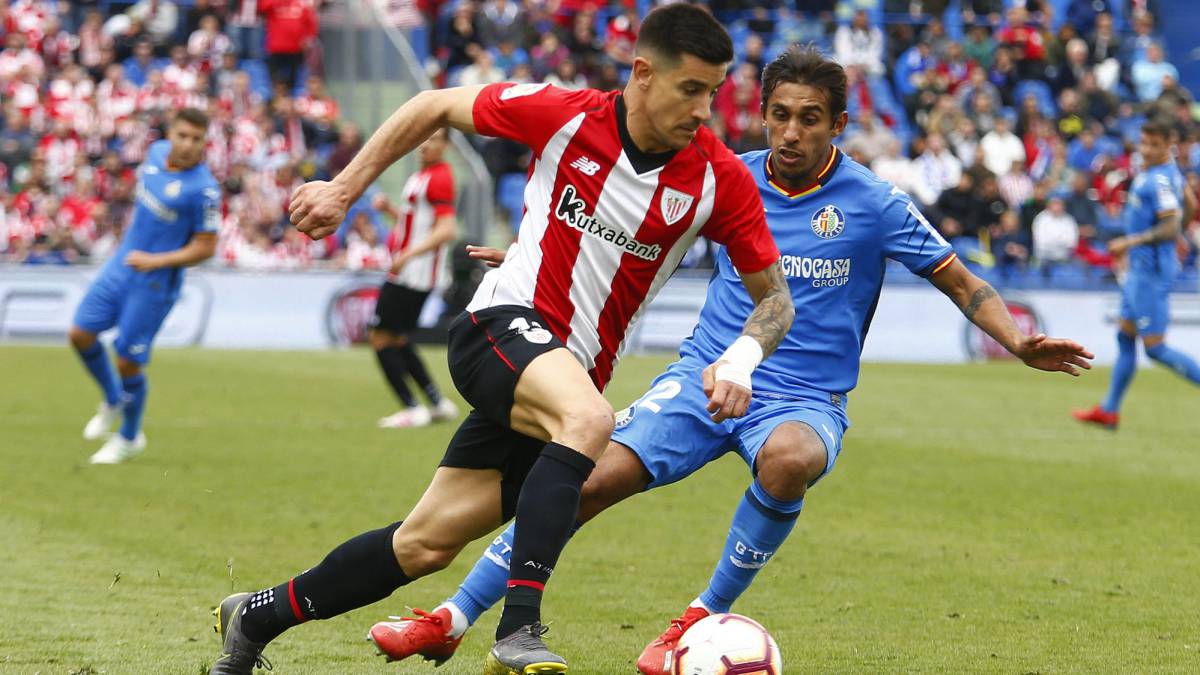Beñat se lesiona y Yuri llega a tiempo para el Bernabéu