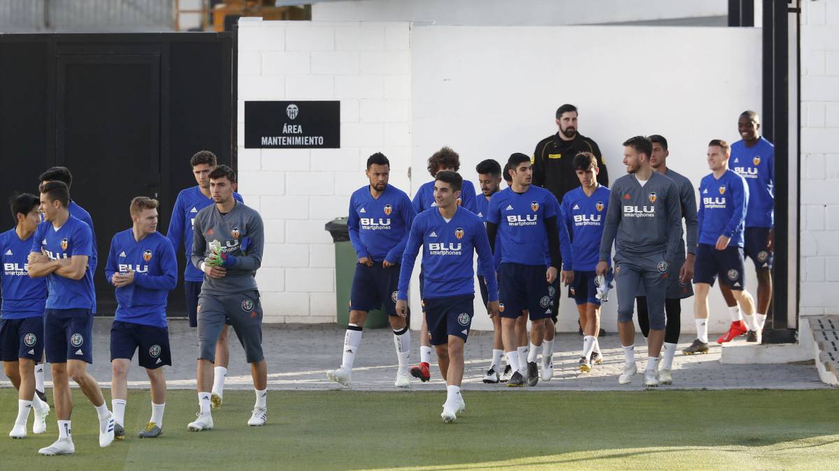 Derbi europeo: Rodrigo no llega y Calleja saldrá con suplentes
