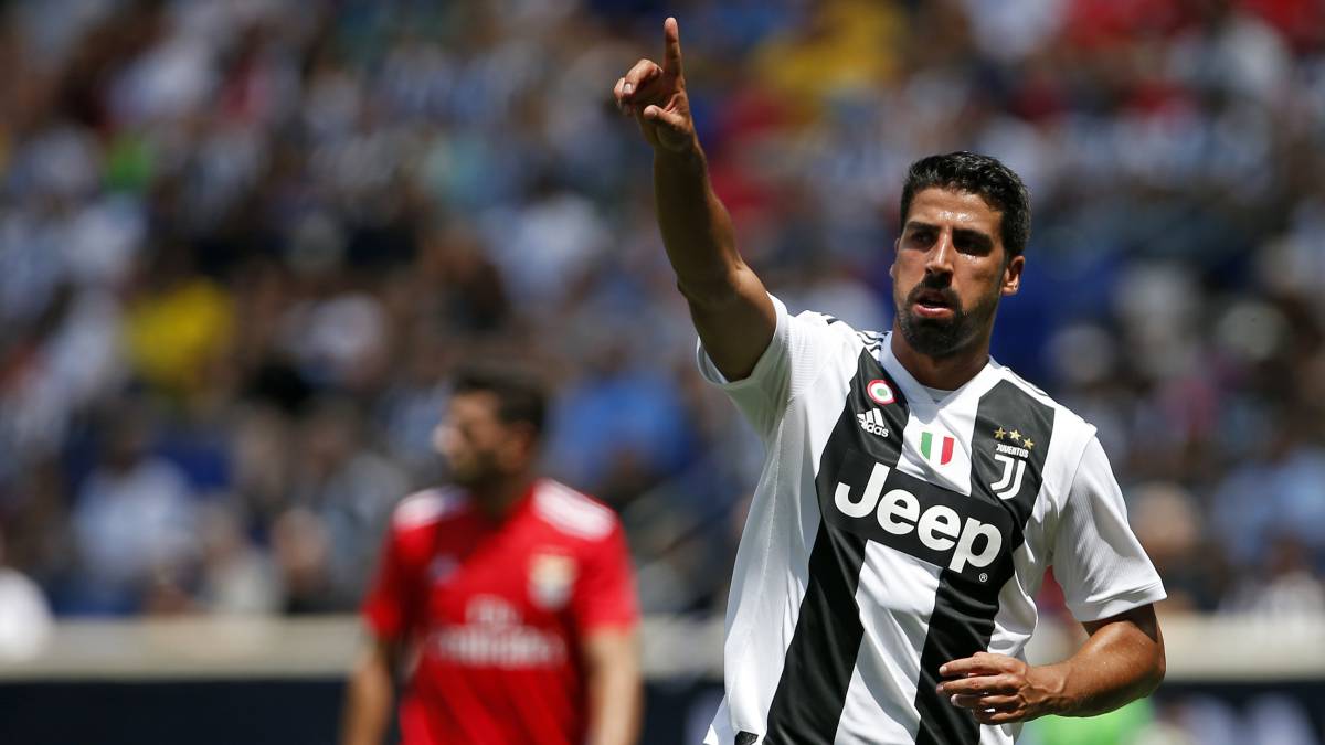 Khedira se operará de la rodilla tras "cuatro meses de dolor"