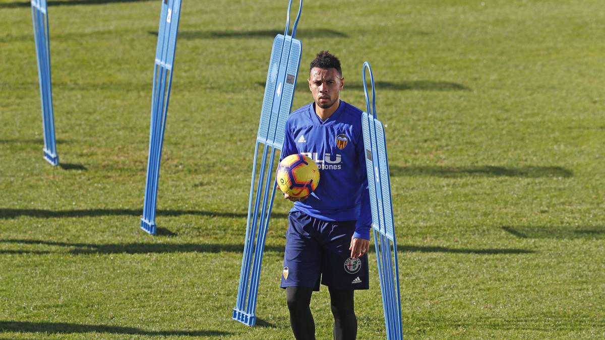 Coquelin se pierde por sanción el partido de ida de las semifinales