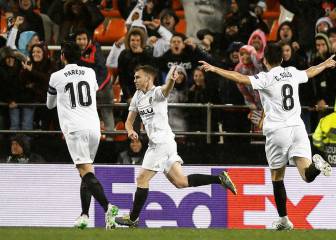 Plácido pase a semis del Valencia ante un inofensivo Villarreal