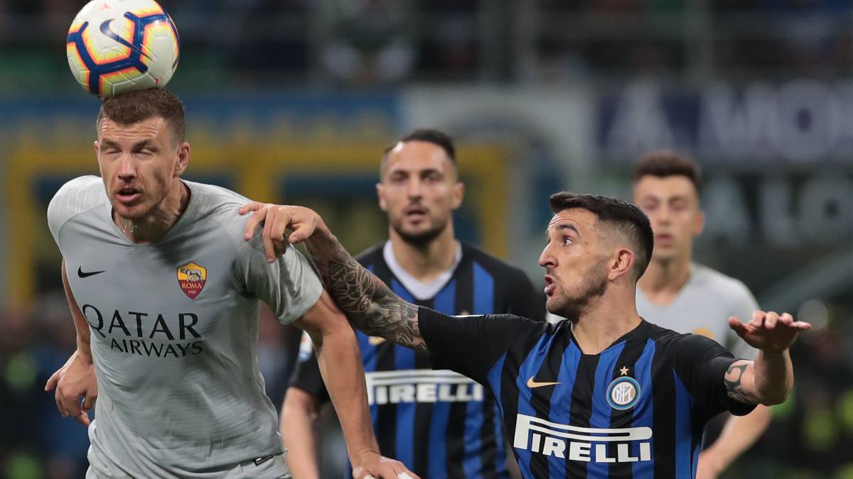 El Inter mantiene lejos al Roma
