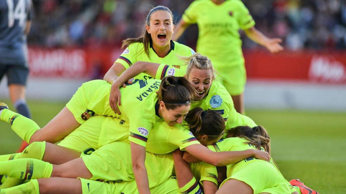 El Barcelona celebra en Múnich su victoria.