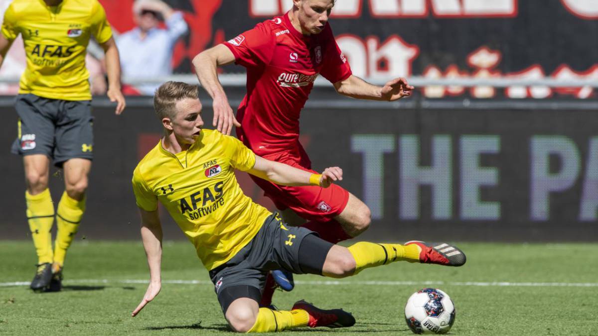 El hijo de Gullit debuta como profesional ante el Twente