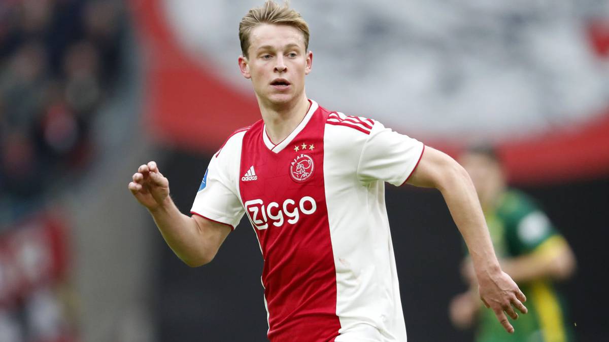Nadie frena al Ajax que vence al Vitesse y mete presión al PSV