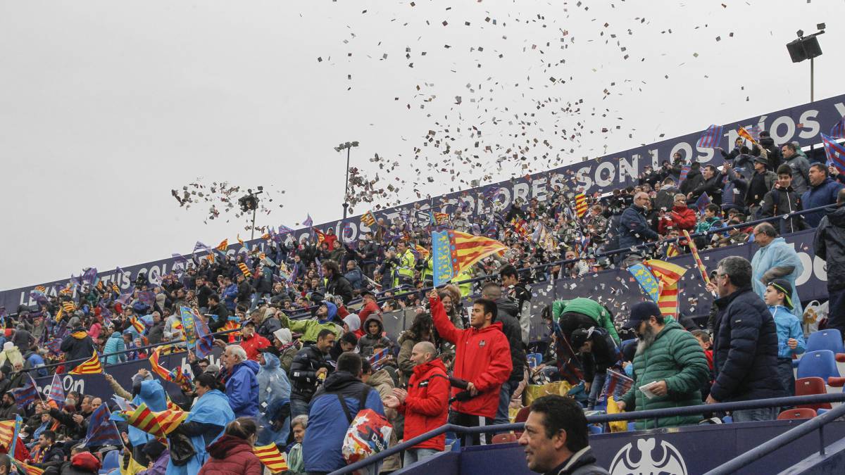 El Levante pone facilidades para que el Ciutat sea una caldera