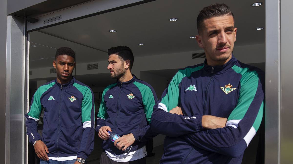 El defensa del Betis Zouhair Feddal afirmó que no entrar en Europa "sería un fracaso" y elogió al Levante, "porque es el equipo que me abrió las puertas".