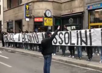Ultras del Lazio hacen el saludo fascista y honran a Mussolini
