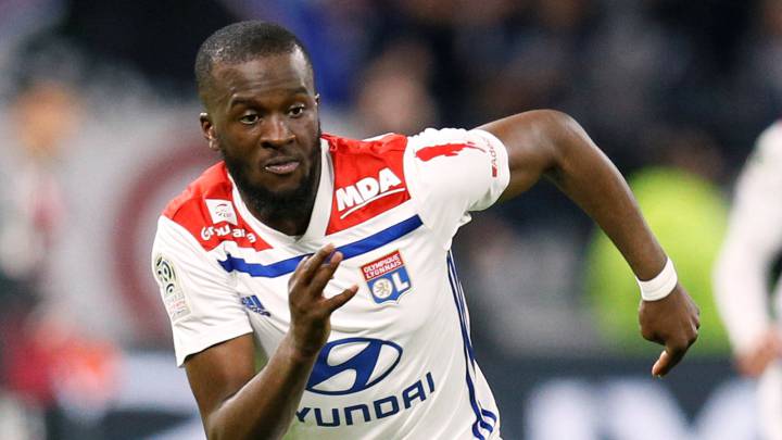 Ndombélé: Real Madrid in talks over signing of Lyon midfielder
