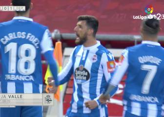 El Depor sufre, renace y otea el playoff a costa del Numancia