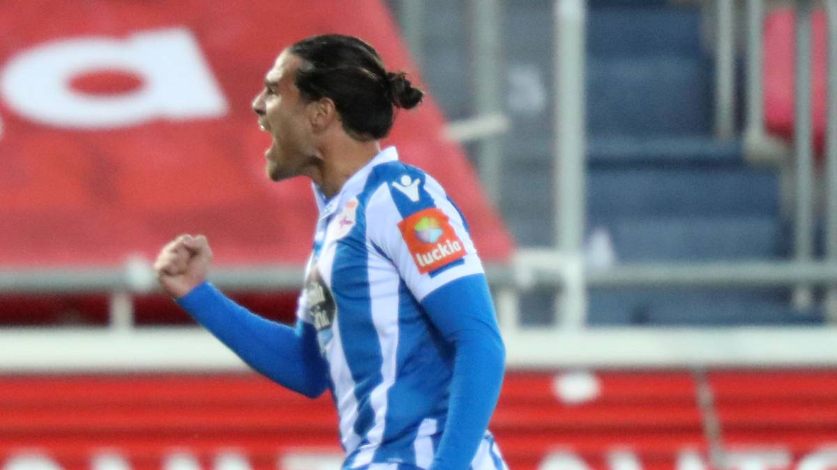 Somma, que celebra su gol, acabaría expulsado.