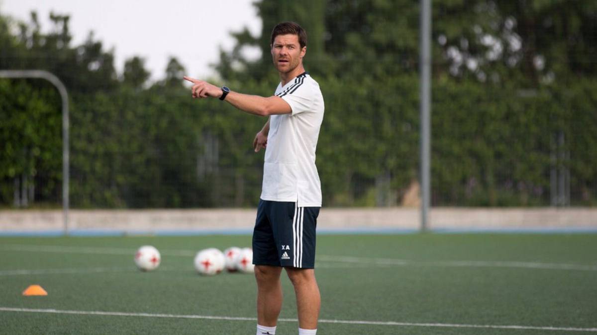 Rummenigge: "Me gustaría que Xabi Alonso regresase al Bayern como entrenador"