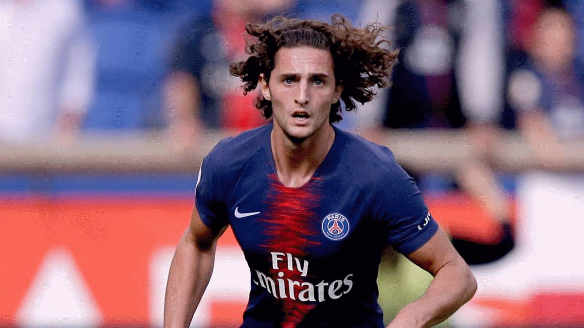 La madre y agente de Rabiot carga contra Al Khelaifi